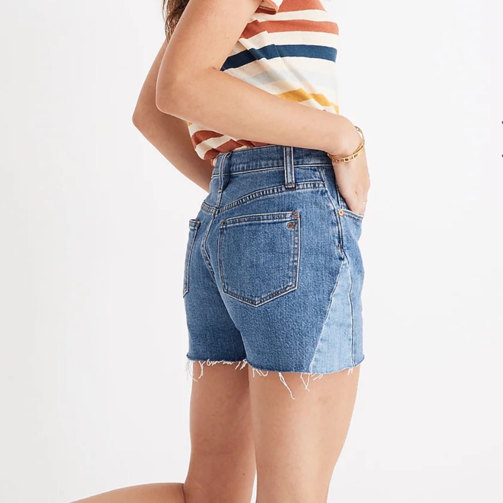 Womens Madewell two tone denim shorts size 30